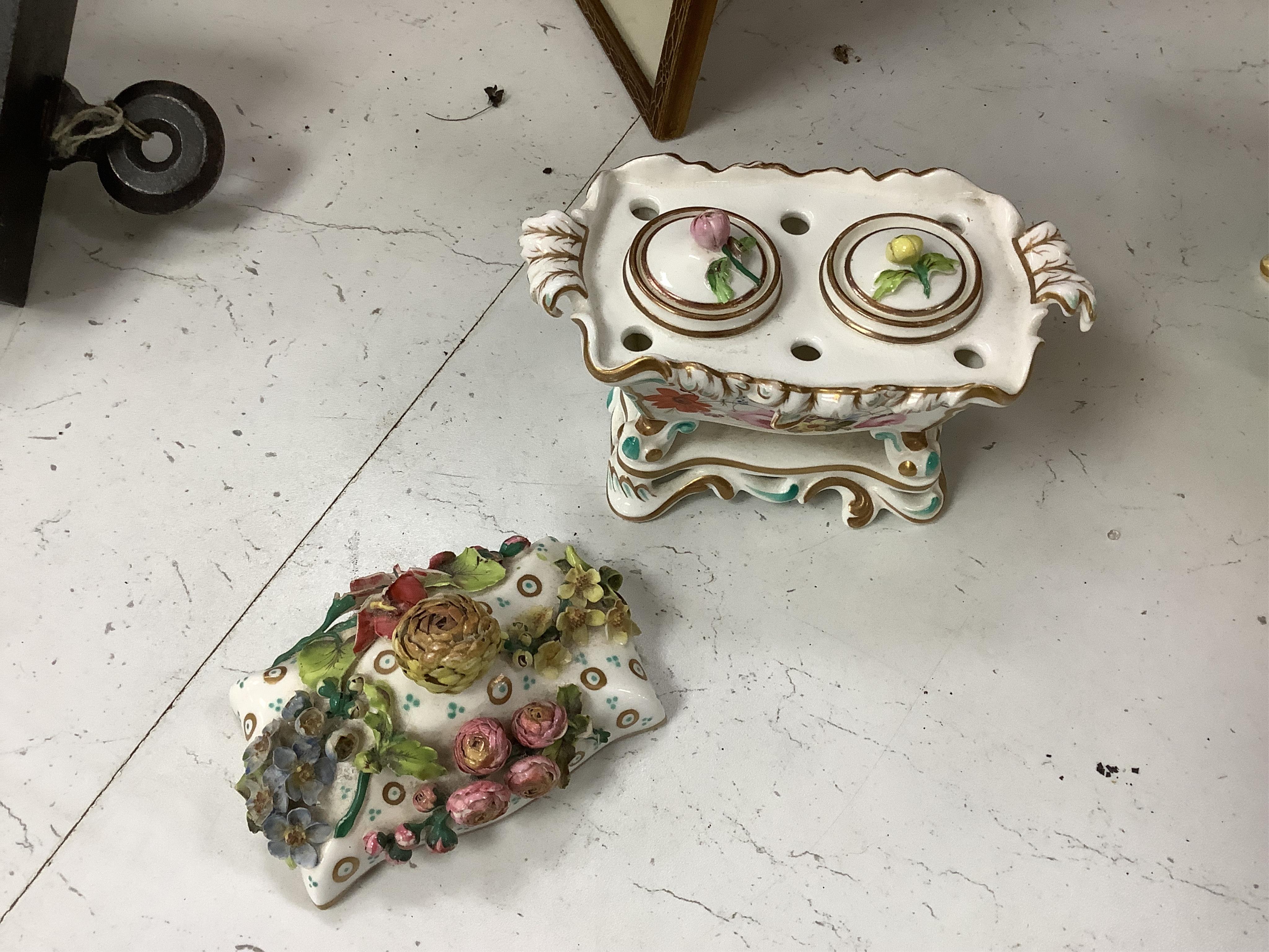 Large group of 19th/20th century English ceramics, to include a Rockingham basket, other English porcelain flower encrusted vessels, a Copeland and Garrett ewer, a Minton Sevres style beaker, a Wedgwood agate ware jug, R